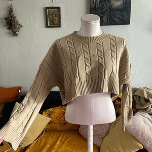Commense knit crop sweater